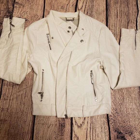 Faux leather jacket - Picture 4 of 4